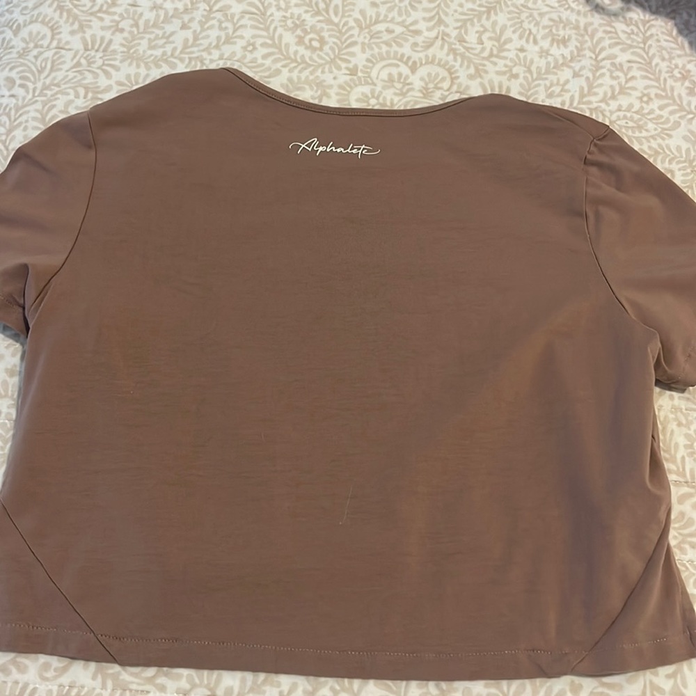 Alphalete crop athletic top